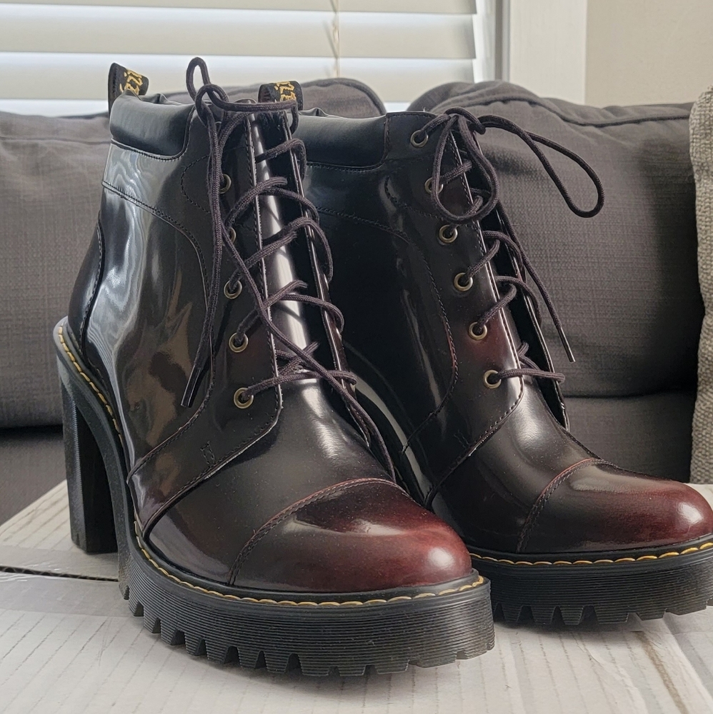*SOLD*Dr Martens Averil Cherry Red Boot US Size 10